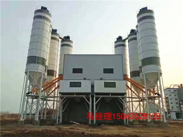 在使用初期，混凝土攪拌站有什么注意事項(xiàng)？